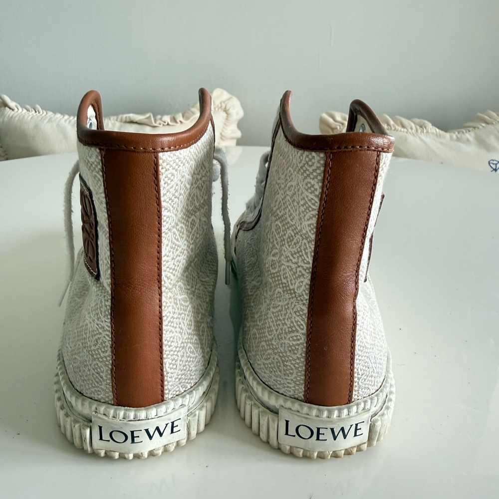 Loewe High-Top Sneakers - Picture 2 of 6